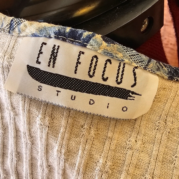 Cream Blouse - Picture 6 of 6